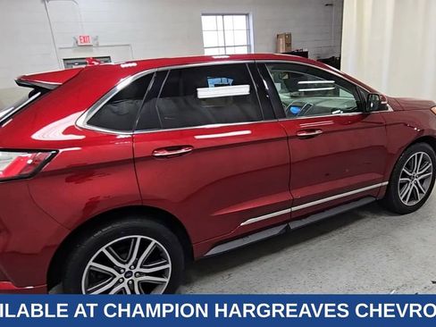 Used 2019 Ford Edge Titanium w/ Equipment Group 301A image 12