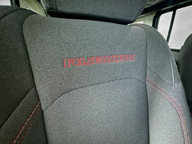 Used 2024 Jeep Wrangler Unlimited Rubicon AWD/4WD image 38
