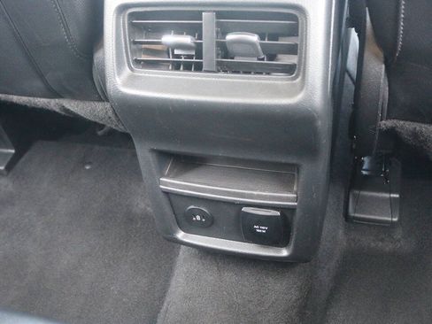 Used 2024 Ford Edge Titanium AWD/4WD image 15