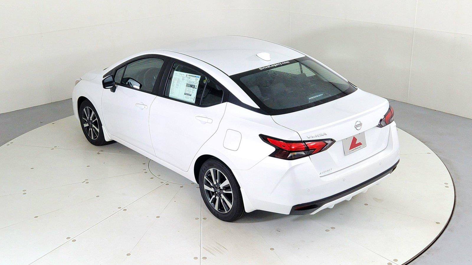 Used 2025 Nissan Versa SV w/ Trunk Package FWD image 38