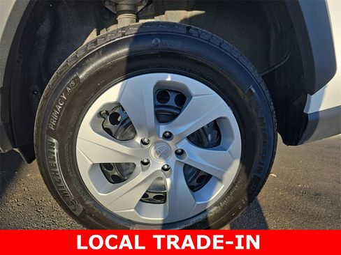 Used 2024 Toyota RAV4 LE image 33