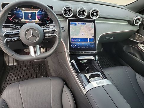 Used 2025 Mercedes-Benz CLE 300 4MATIC Cabriolet image 14