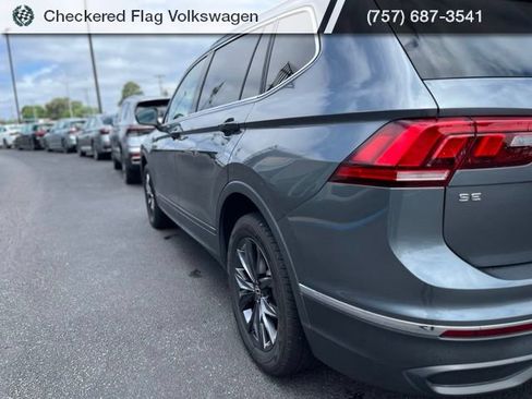 Used 2023 Volkswagen Tiguan SE FWD image 8