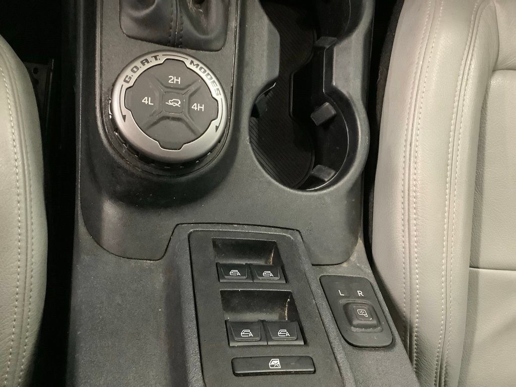 Used 2022 Ford Bronco 4-Door AWD/4WD image 19