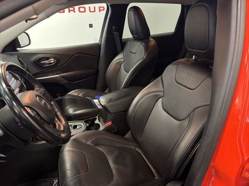 Used 2021 Jeep Cherokee Latitude Lux w/ Trailer Tow Group image 23