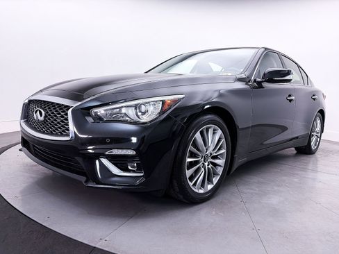 Used 2023 INFINITI Q50 Luxe w/ Cargo Package RWD image 12