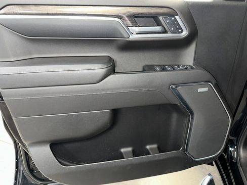 Certified 2022 Chevrolet Silverado 1500 LTZ image 4