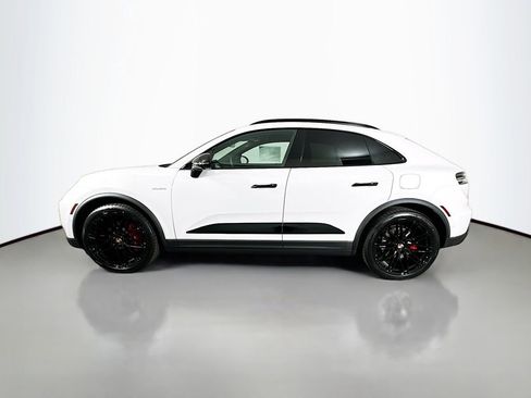 New 2026 Porsche Macan 4S Electric AWD/4WD image 2