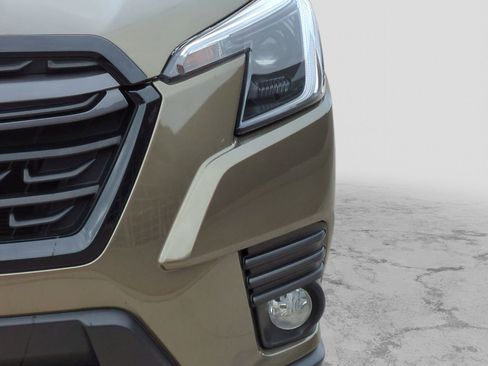 Used 2023 Subaru Forester Limited image 13