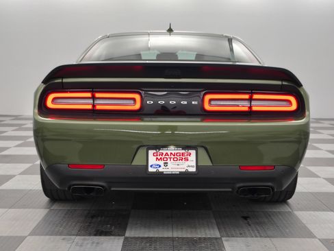 Used 2022 Dodge Challenger SRT Hellcat image 8