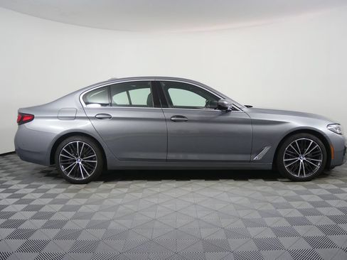 Used 2023 BMW 540i w/ Premium Package RWD image 2