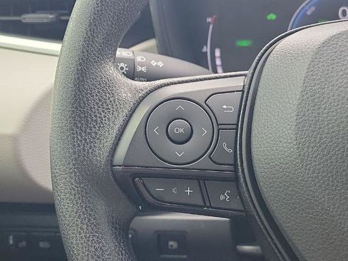 Used 2026 Toyota Corolla LE FWD image 25
