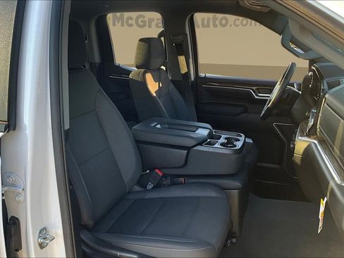 Certified 2025 Chevrolet Silverado 1500 LT image 30