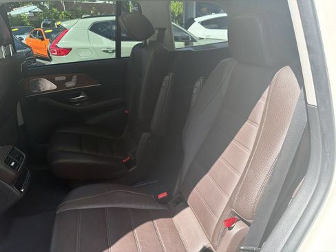 Used 2020 Mercedes-Benz GLS 450 4MATIC image 11