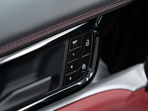 New 2025 Porsche Panamera 4 image 19