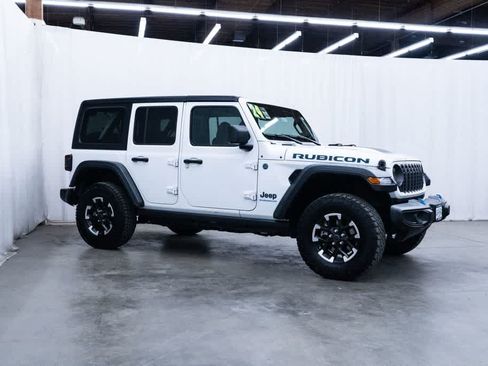 Used 2024 Jeep Wrangler Unlimited Rubicon 4xe AWD/4WD image 1
