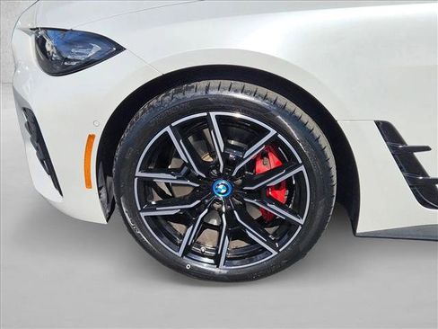 Certified 2024 BMW i4 eDrive35 w/ M Sport Package image 23