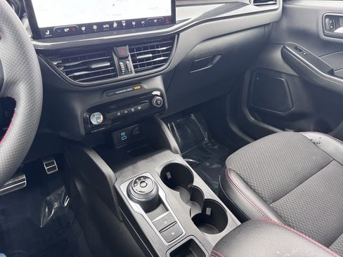 Used 2019 Ford Escape SE image 36