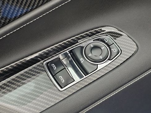 Used 2023 Chevrolet Corvette Stingray Preferred Cpe w/ Z51 Performance Package image 11