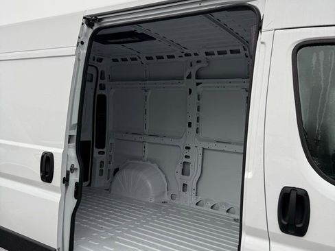 New 2026 RAM ProMaster 1500 w/ Convenience Group image 6