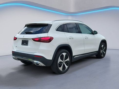 Certified 2026 Mercedes-Benz GLA 250 4MATIC image 4
