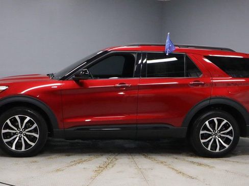 Certified 2024 Ford Explorer ST-Line w/ Class IV Trailer Tow Package image 8