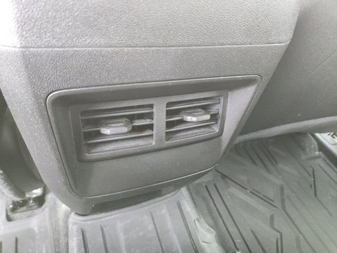 Certified 2023 Chevrolet Colorado Trail Boss w/ Technology Package image 19