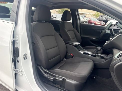 Used 2024 Chevrolet Malibu LT FWD image 16