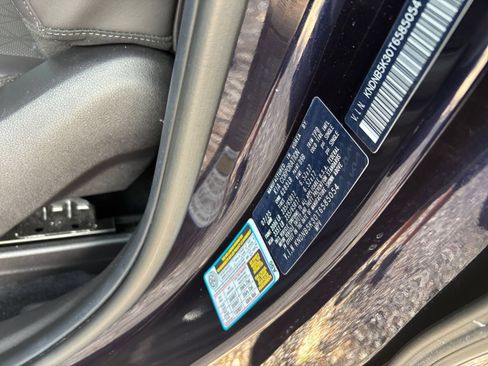 Used 2026 Kia Carnival FWD image 33