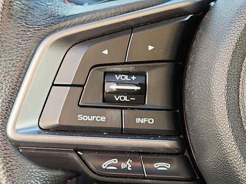 Used 2020 Subaru Impreza 2.0i Sport image 21