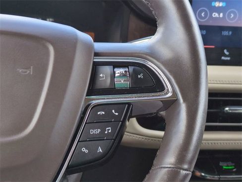 Used 2022 Lincoln Nautilus Reserve w/ Equipment Group 201A image 25