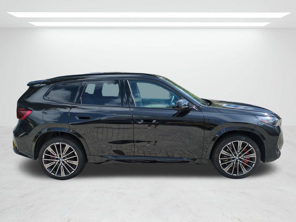 New 2027 BMW X1 xDrive28i AWD/4WD image 3