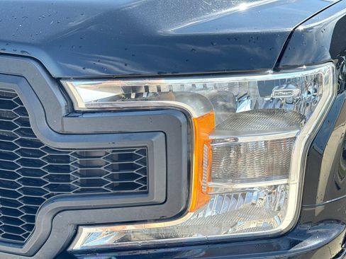 Used 2019 Ford F150 XLT w/ Equipment Group 302A Luxury AWD/4WD image 13