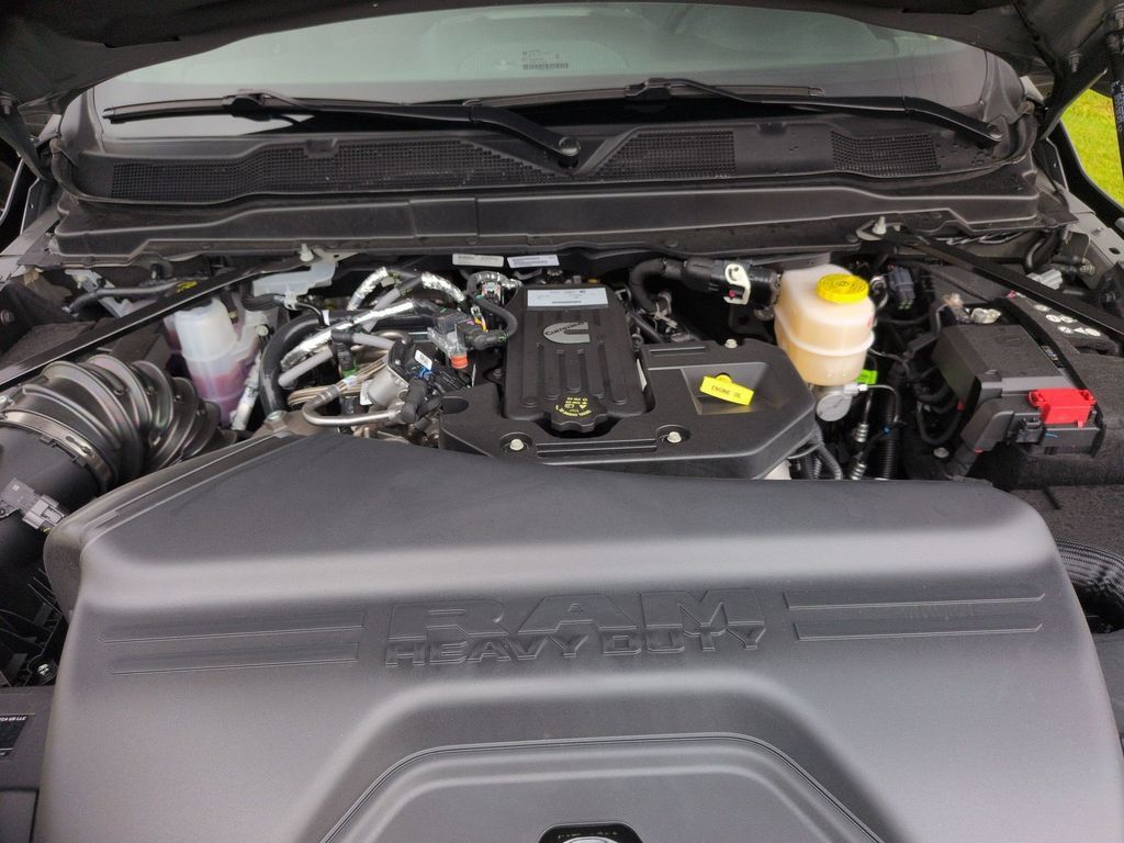 New 2026 RAM 3500 Big Horn AWD/4WD image 35