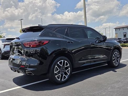 Certified 2024 Chevrolet Blazer RS w/ Driver Confidence II Package FWD image 6