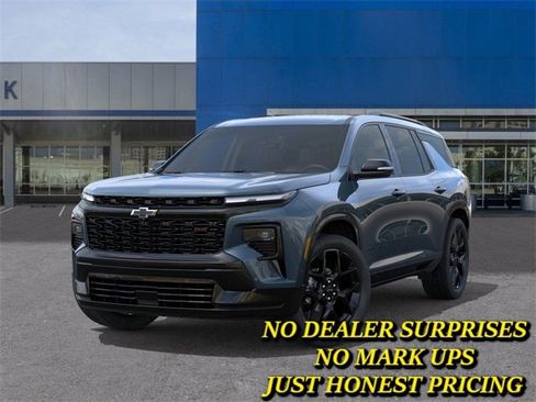 New 2026 Chevrolet Traverse RS image 6