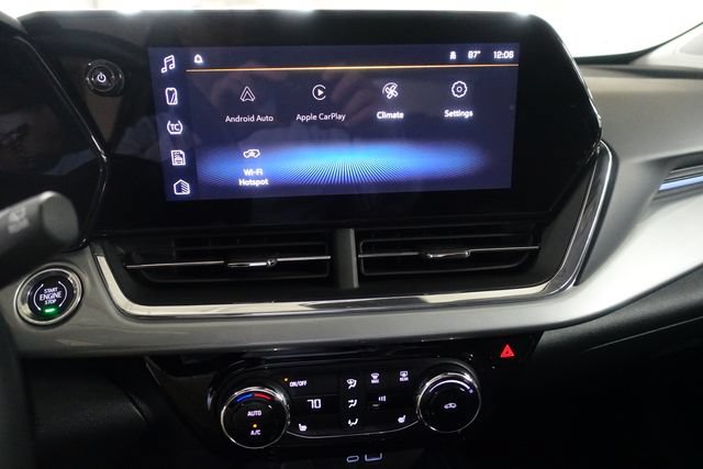 Used 2025 Chevrolet Trax LT w/ Driver Confidence Package FWD image 15