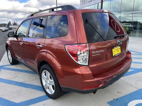 Used 2010 Subaru Forester 2.5X Limited image 6