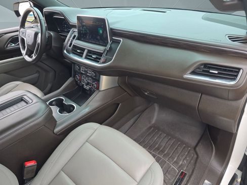 Used 2022 Chevrolet Tahoe Z71 w/ Luxury Package image 32