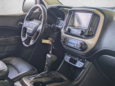 Used 2017 GMC Canyon Denali image 22