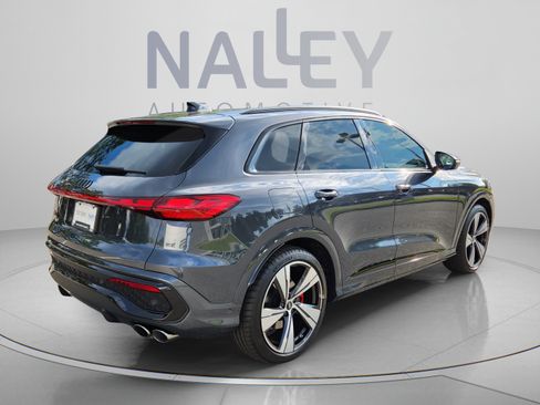 Used 2025 Audi SQ5 Prestige AWD/4WD image 5
