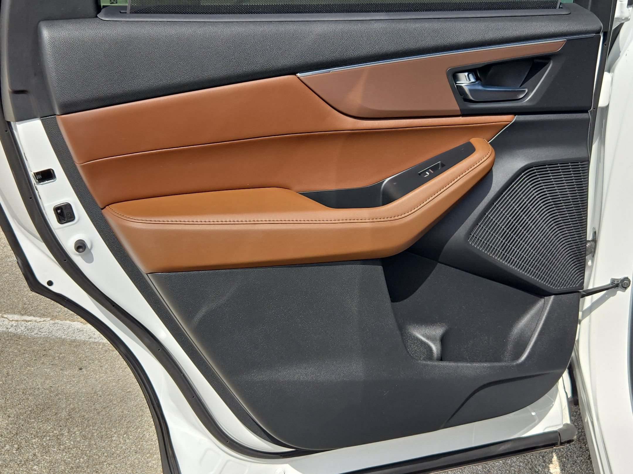 Used 2022 Acura MDX w/ Technology Package FWD image 15