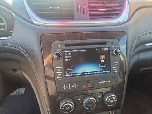 Used 2016 Chevrolet Traverse LT AWD/4WD image 13