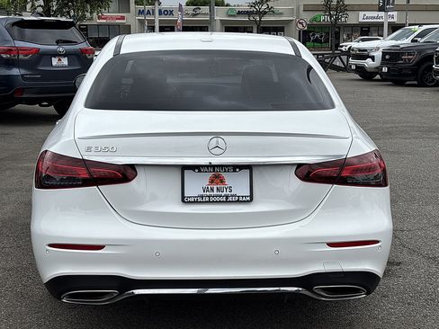 Used 2023 Mercedes-Benz E 350 Sedan image 4