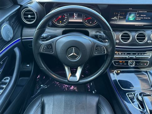 Used 2017 Mercedes-Benz E 300 image 32