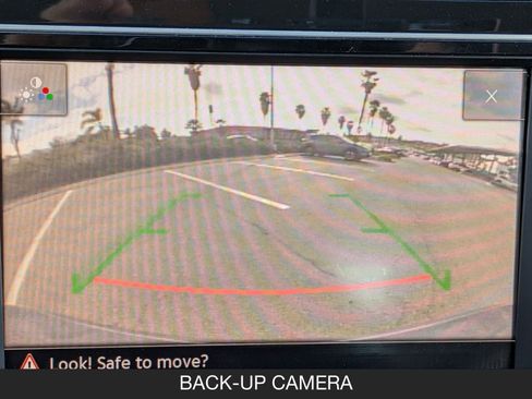 Used 2019 Volkswagen Golf Alltrack S image 18