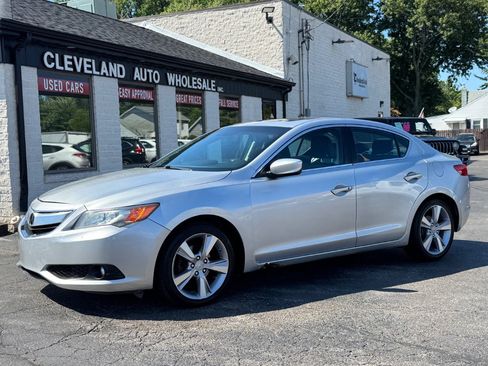 Used 2013 Acura ILX w/ Premium Package FWD image 1