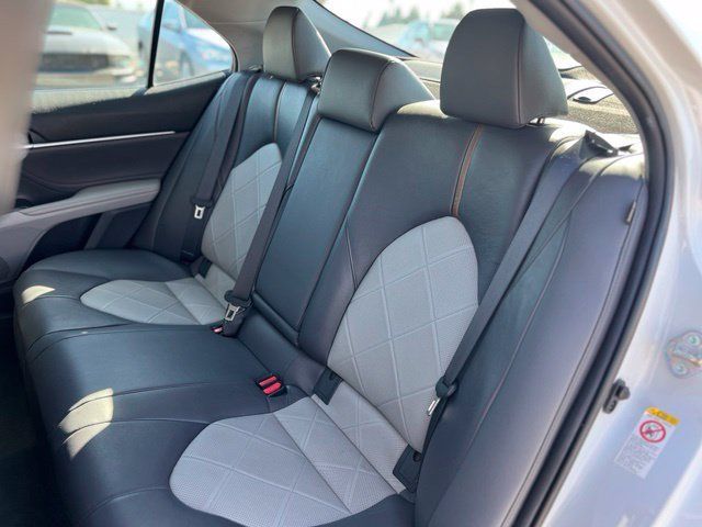 Used 2018 Toyota Camry XLE w/ Audio Package FWD image 16