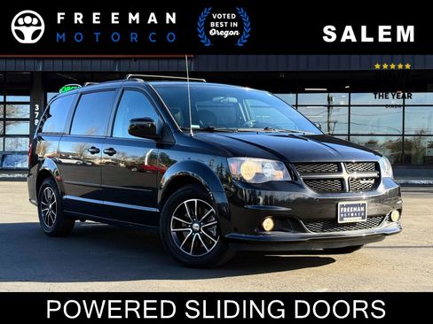 Used 2016 Dodge Grand Caravan R/T image 1