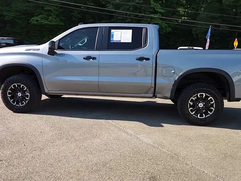 Used 2024 Chevrolet Silverado 1500 ZR2 w/ Technology Package image 5